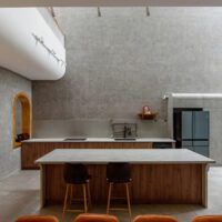 Dinh House