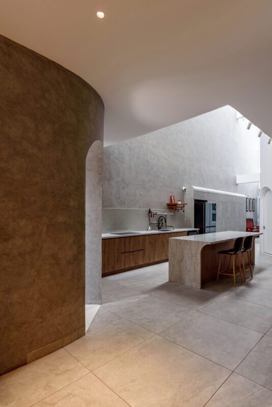 Dinh House