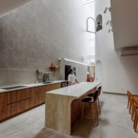 Dinh House