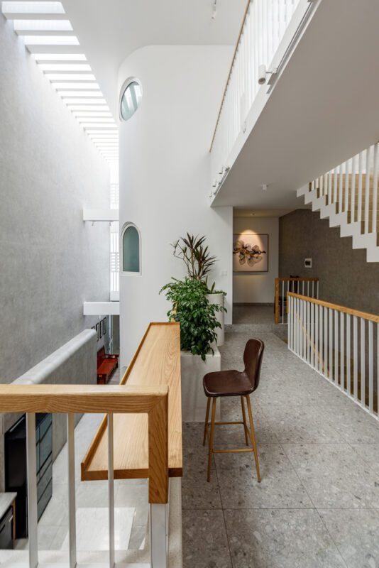Dinh House