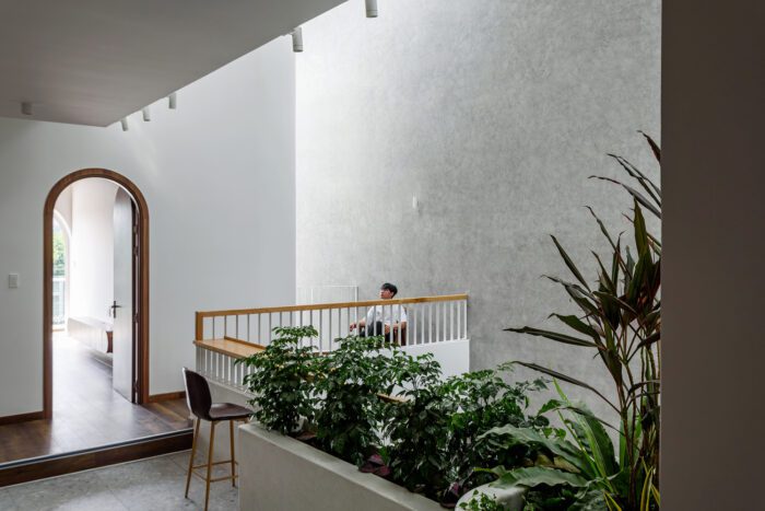 Dinh House