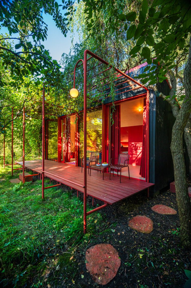 House of Color Downtown Oasis | NOKE Architects