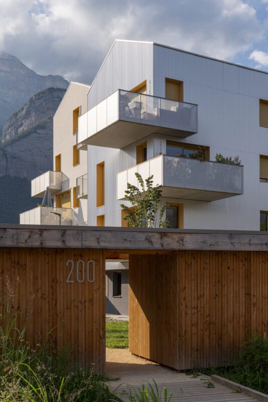 Participative social housing