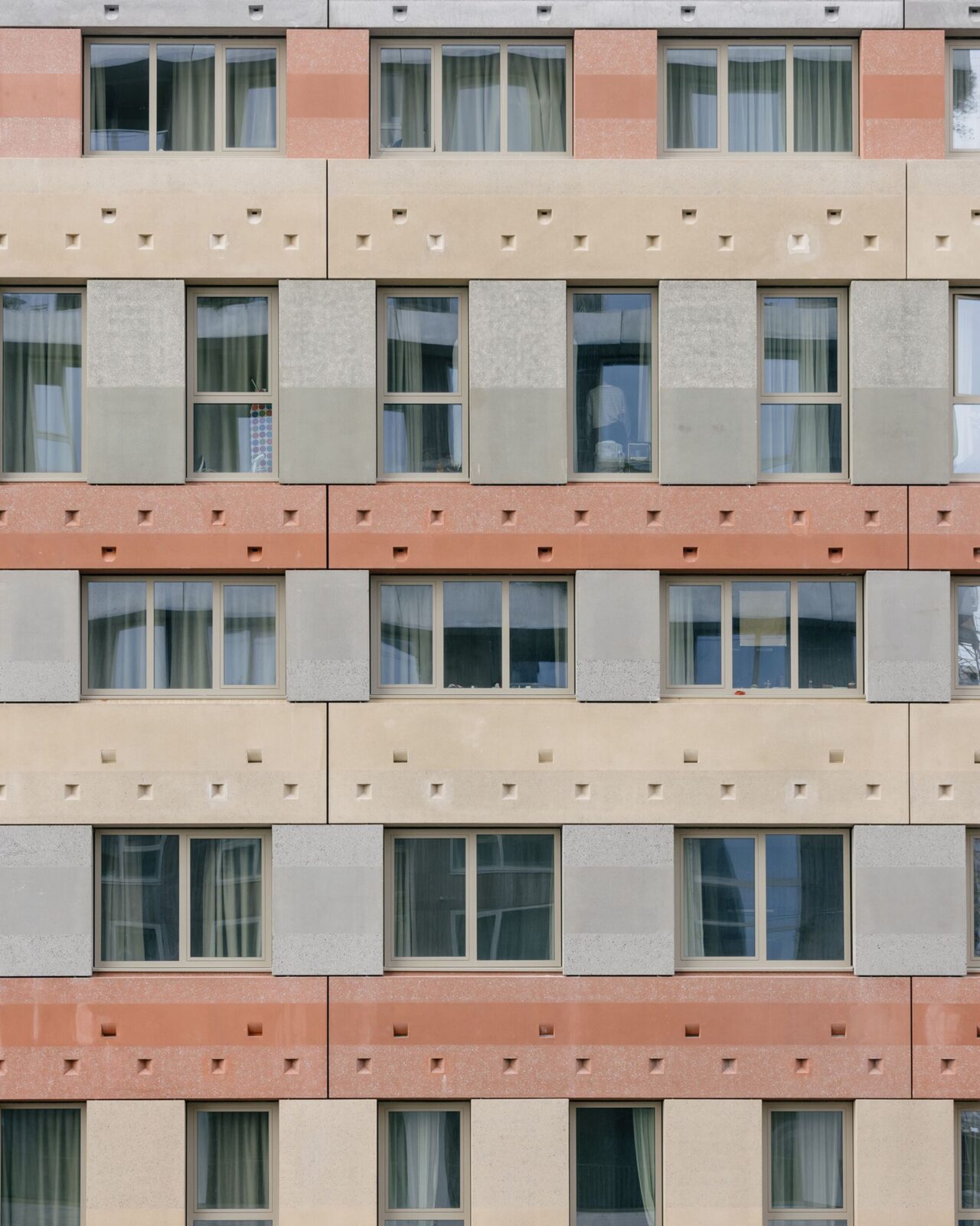 VERTICAL Building