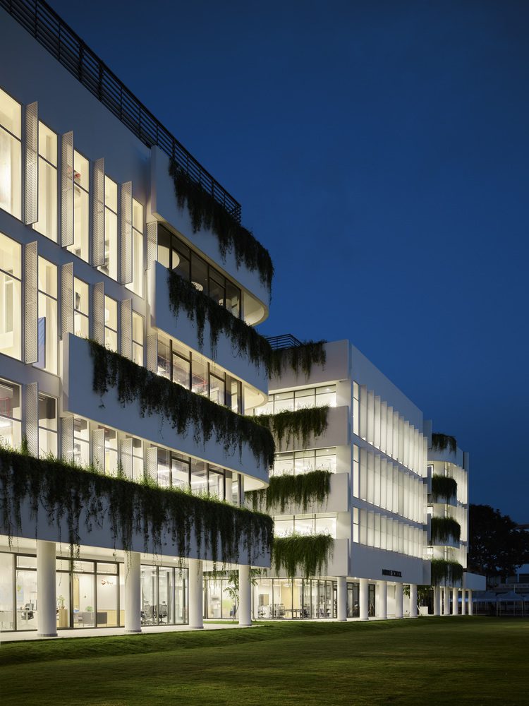 new middle school and steam design center