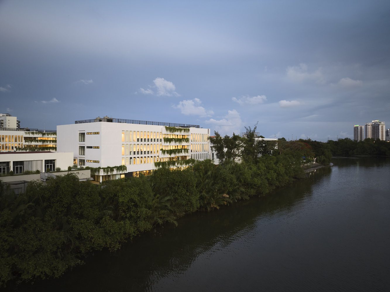 new middle school and steam design center