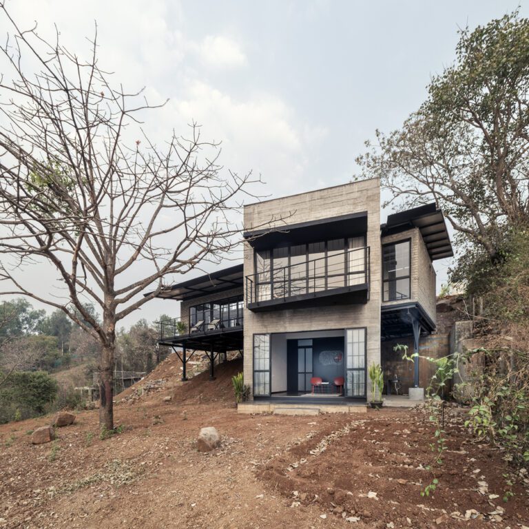Oblique House | Red Brick Studio
