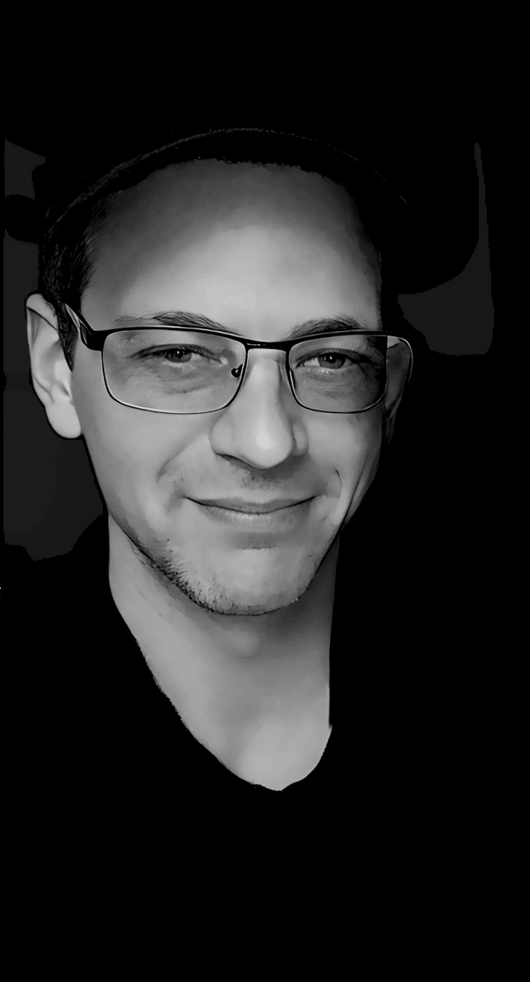 Zack Saunders