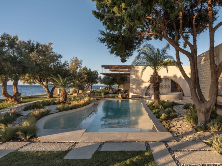 The Echo of the Sea Holiday Home | Entopos Architects