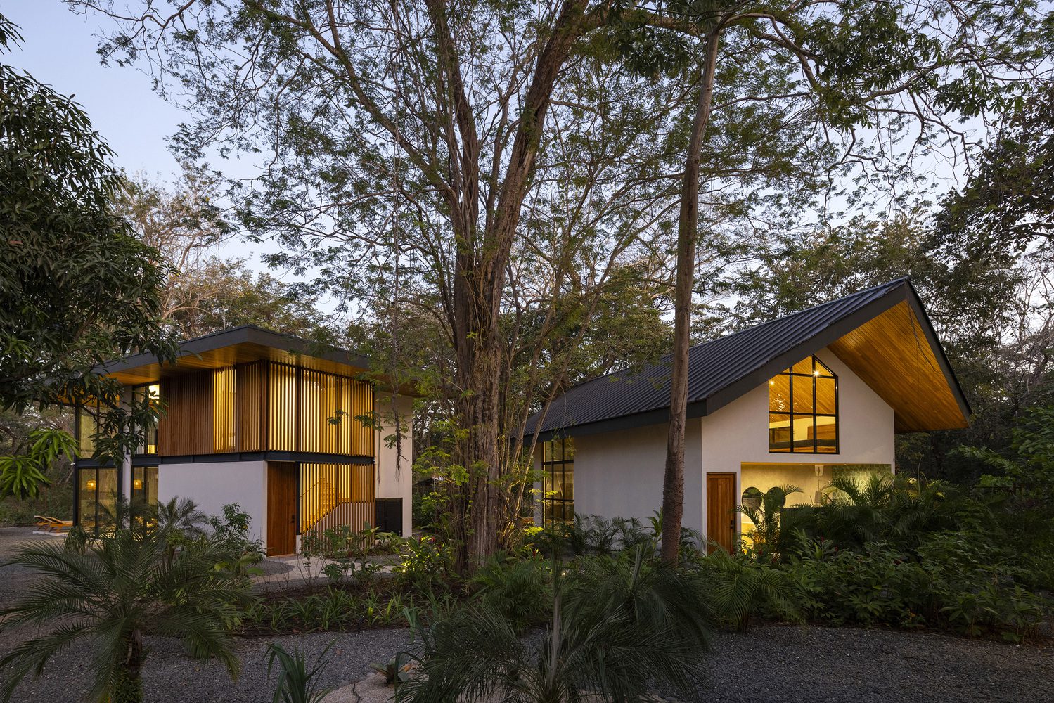 Indo Avellanas House