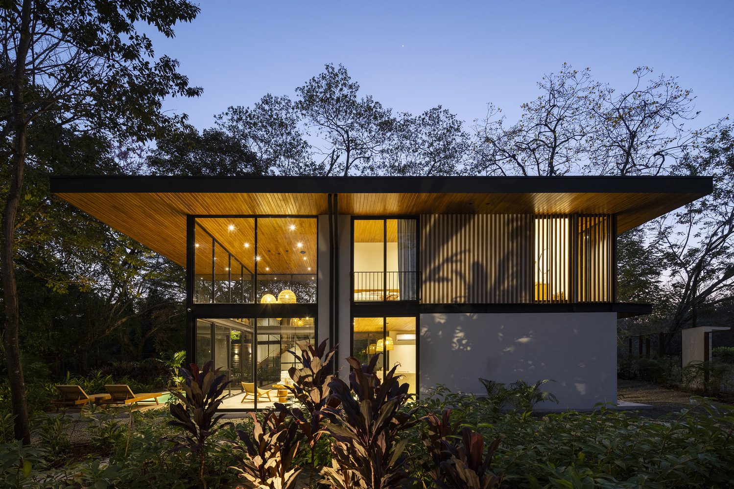 Indo Avellanas House