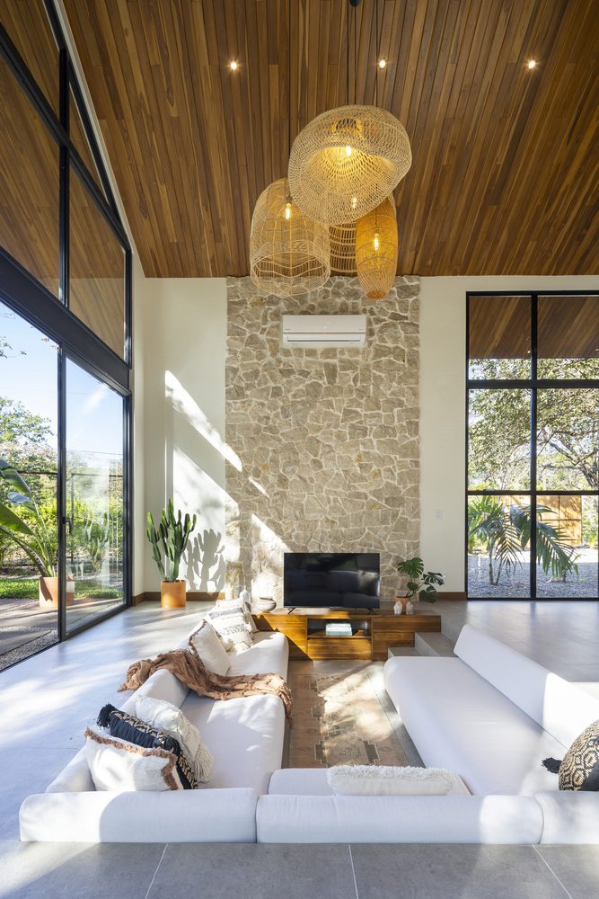 Indo Avellanas House