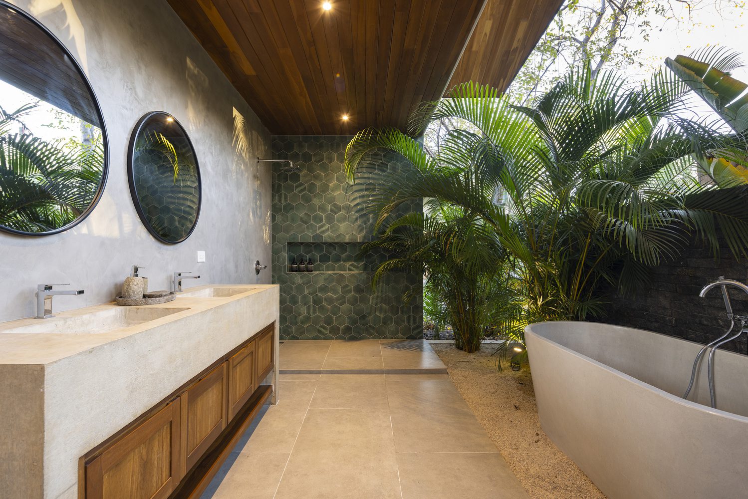 Indo Avellanas House