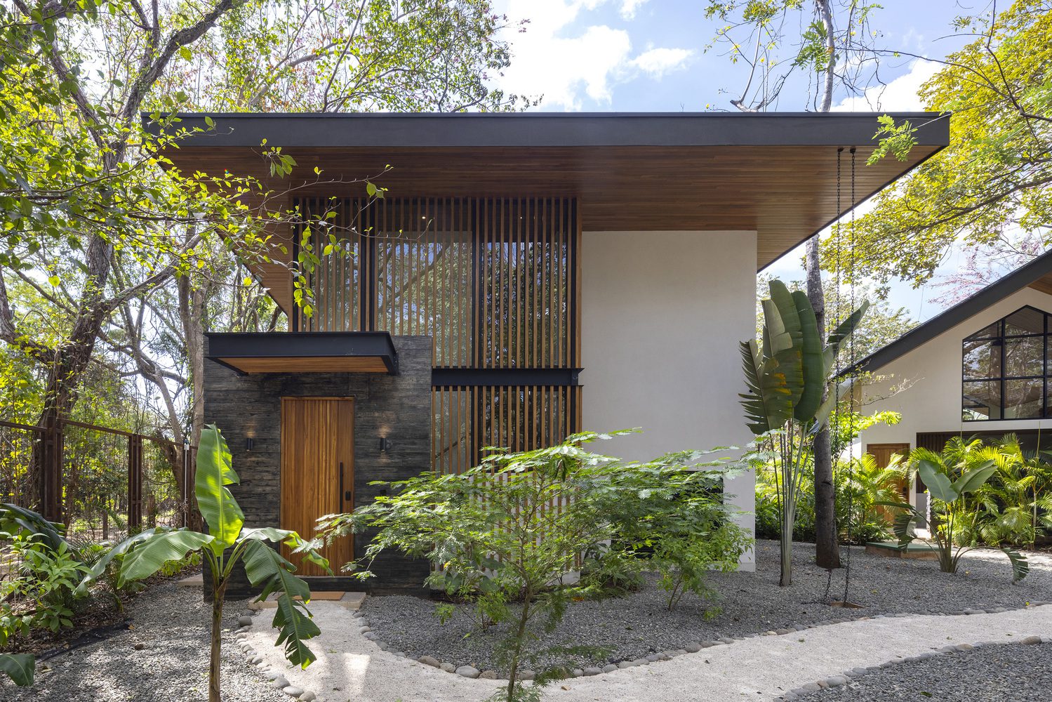 Indo Avellanas House