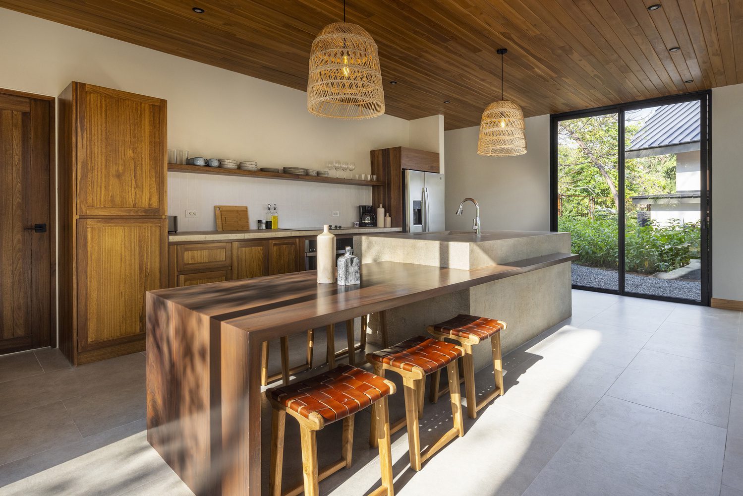 Indo Avellanas House