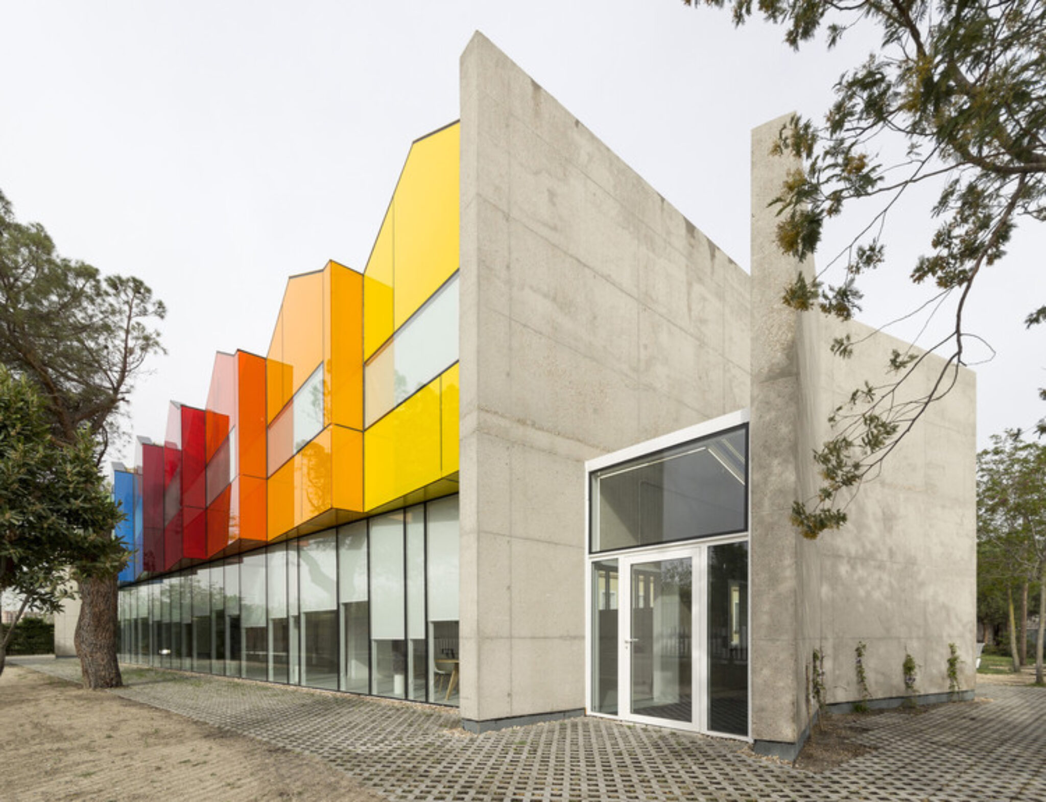 The Color Psychology in Architecture: How Buildings Affect Your Mood ...