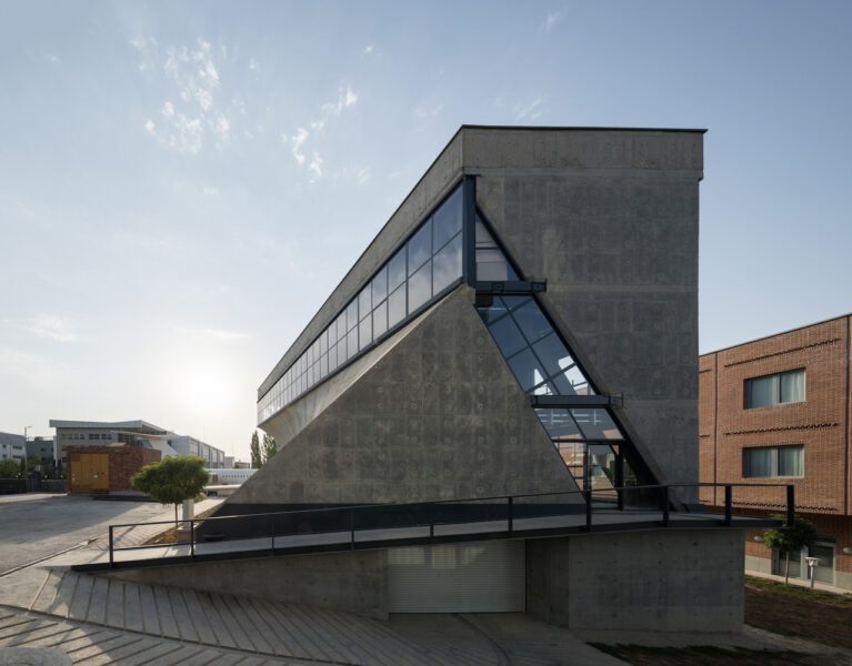 AVA Communications Building | KRDS (Kourosh Rafiey Design Studio)