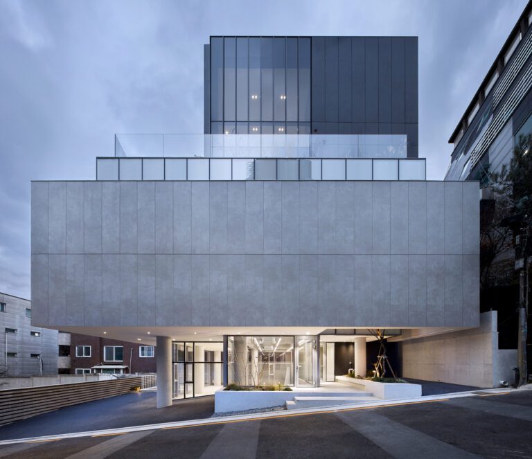 Cheongdam Carapace | L'EAU design