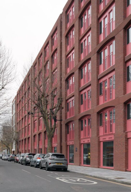 Fish Island Mix-Use Building University of Arts London