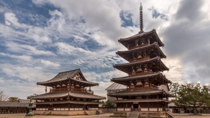 western temple kindo gojuto japan horyuji day trip from osaka kyoto the best route IMG 4458 678x381