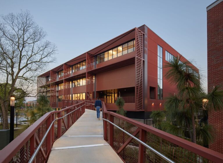 Spelman College Mary Schmidt Campbell Center | Studio Gang