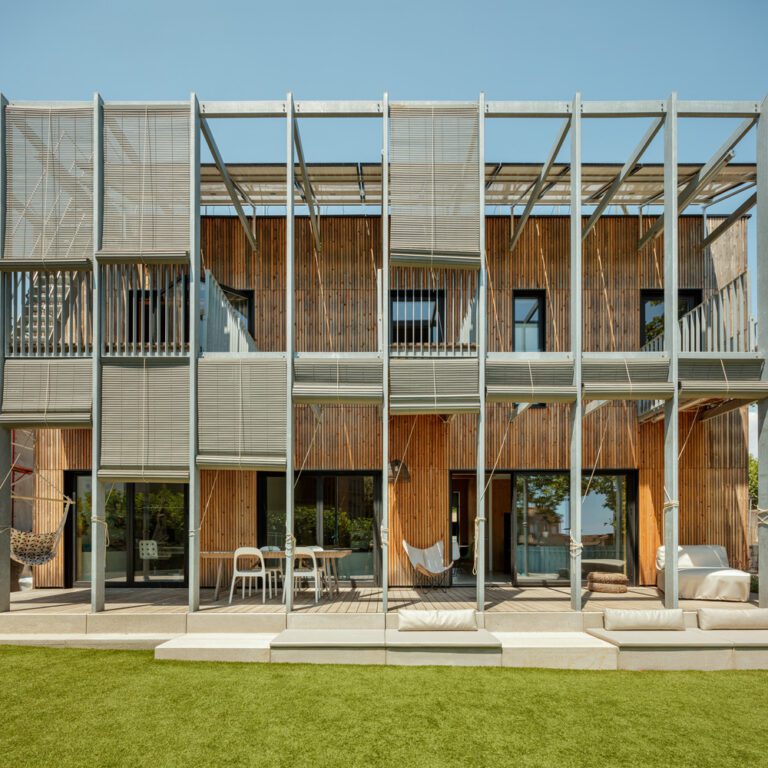 BE House | SUMO Arquitectes