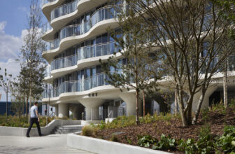 彫刻・オブジェ \"Joke's On Me\" By Yoskay Yamamoto Joke's On Me | Yoskay Yamamoto - Arch2O.com