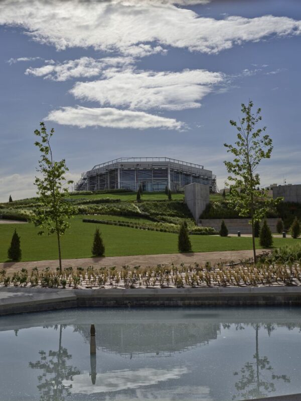 Intermodal Station Dome and Felipe VI Park