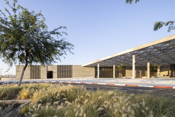 midbarium the jack joseph and morton mandell animal park