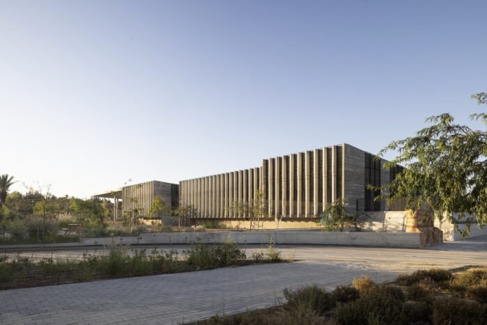 midbarium the jack joseph and morton mandell animal park