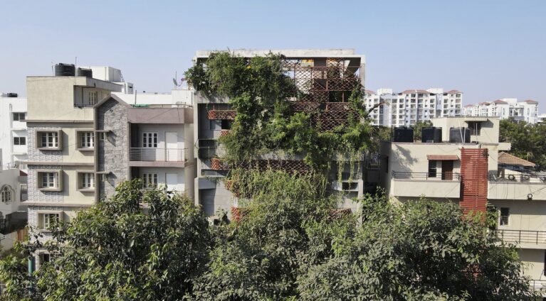 Terra Comb Residential Building | A Threshold
