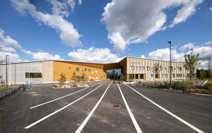 Keravanjoki Multifunctional Building | Lukkaroinen Architects