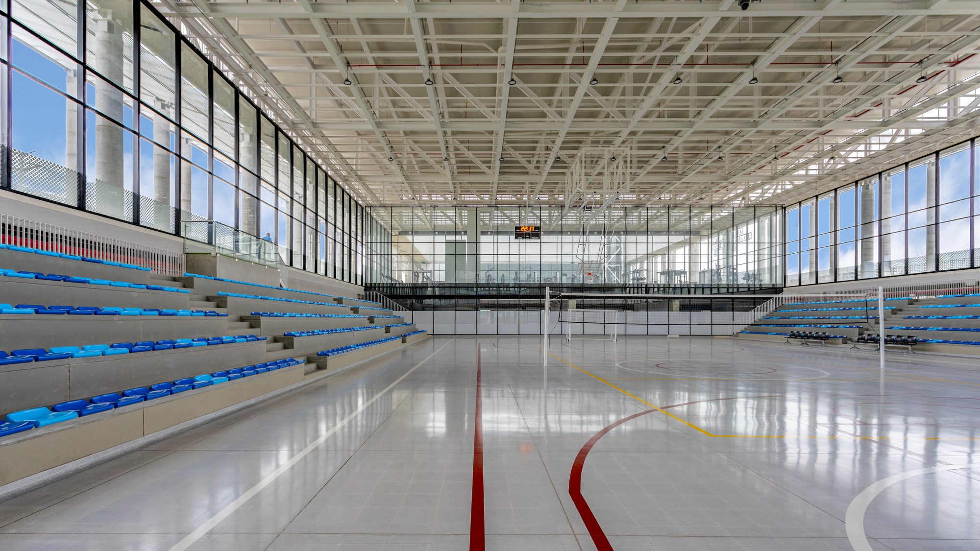 Reacreation and Cultural Center of Parque Metropolitano El Tunal