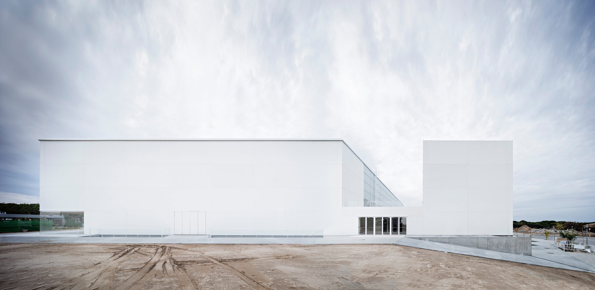 Multi-Sport Pavilion and Classroom Complex