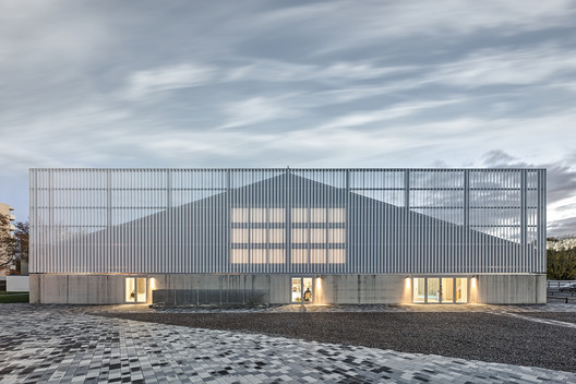 WIN4 Sports Centre