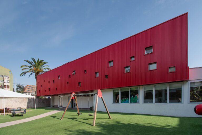 Colegio Suizo Gymnasium | Lambiasi + Westenenk Arquitectos + Eliash Arquitectos + Marcela Schmauk