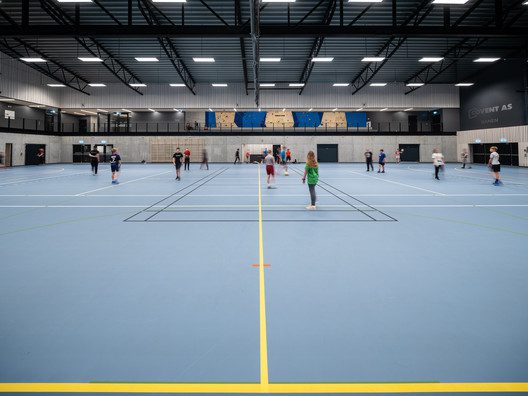Hall 06