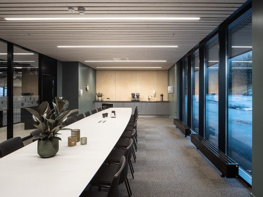Meeting room 02