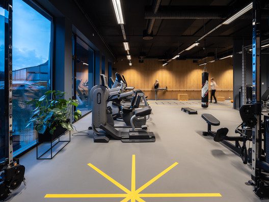 Physio gym 02