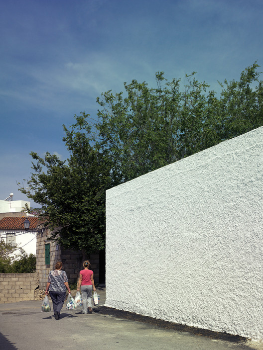 Public Pool on a Urban Artificial Valley
