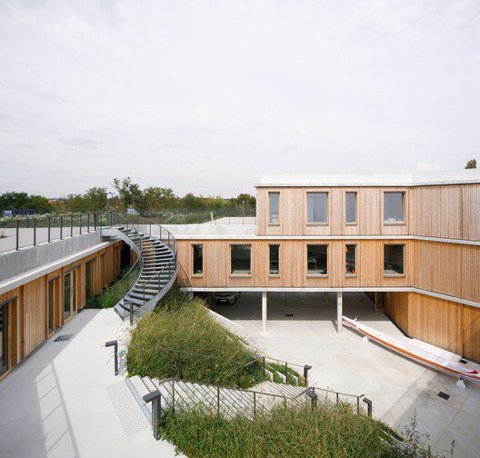 Head Office of French Federation of Canoe-Kayak and Paddle Sports