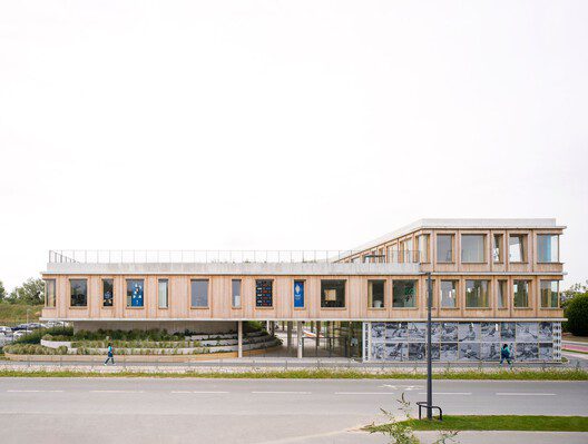 Head Office of French Federation of Canoe-Kayak and Paddle Sports