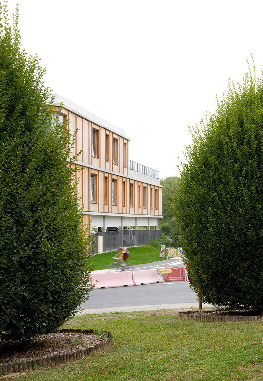 Head Office of French Federation of Canoe-Kayak and Paddle Sports