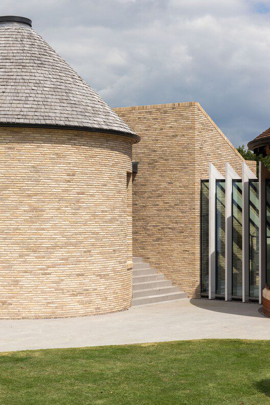 Malvern Pool House