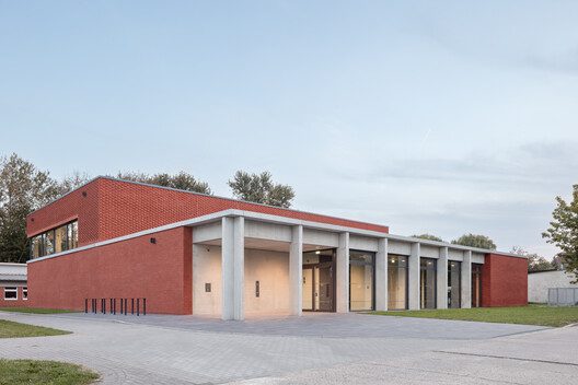 One-Field Sports Hall for the Special Schools in Salzwedel