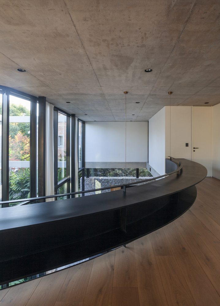 Oval House