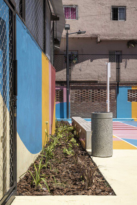Playón Red Public Spaces and Community Infrastructures for Integration