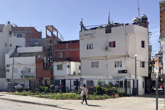 Playón Red Public Spaces and Community Infrastructures for Integration