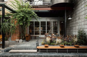 Fours Bakery Signature Mor studio