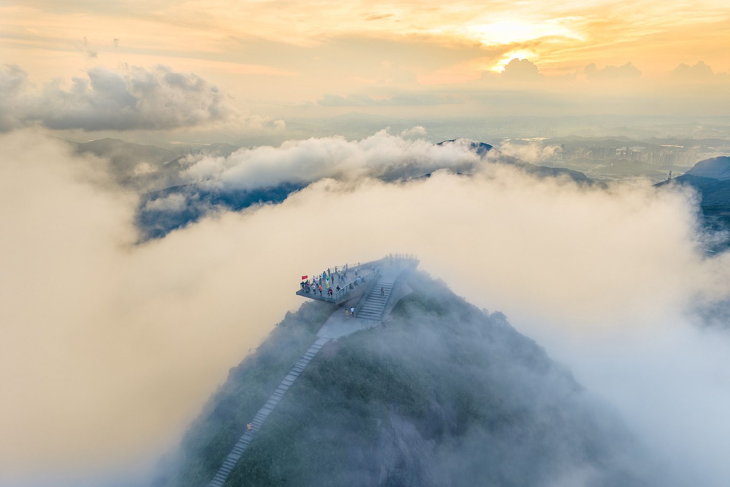 Shenzhen Meishajian Viewing Platform | line+ studio